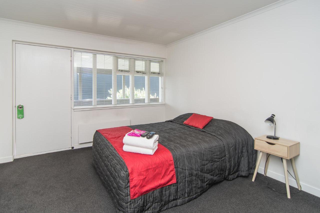 The Hibernian Studio Apartments - 4 Latter Street Timaru Buitenkant foto