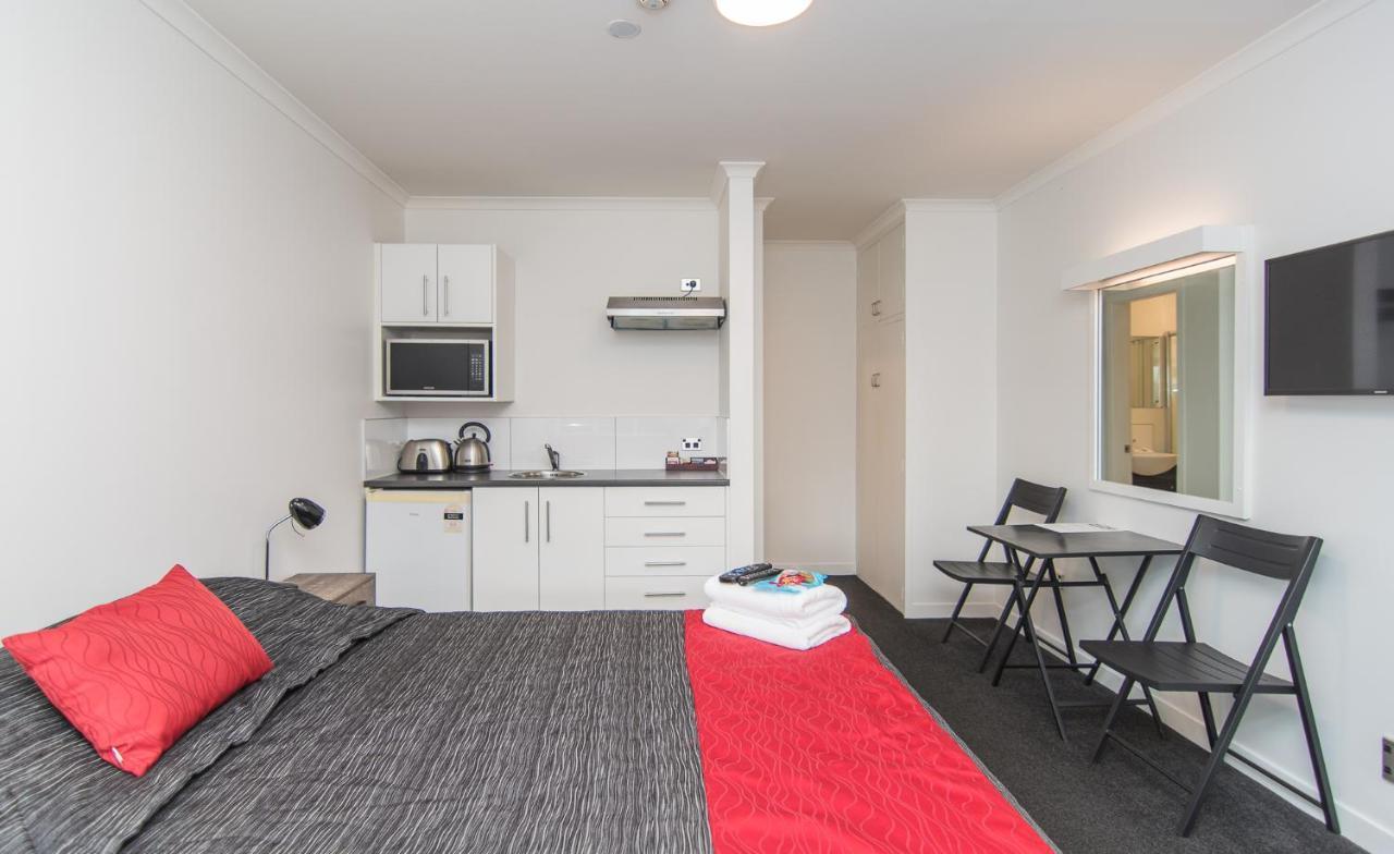 The Hibernian Studio Apartments - 4 Latter Street Timaru Buitenkant foto